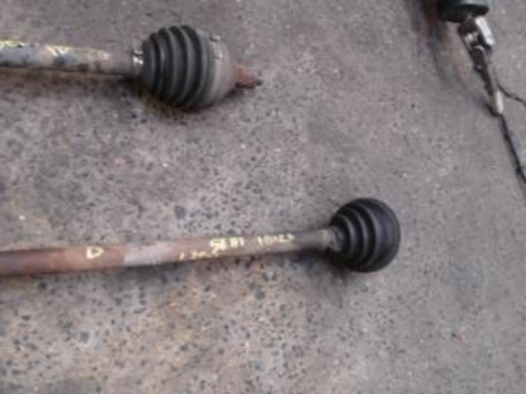 Cardan droit Seat Ibiza 4 1.2TDi 55kw 2008-2012 LP/14290, Autos : Pièces & Accessoires, Enlèvement ou Envoi, Utilisé, Seat