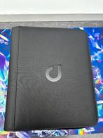 Toploader Binder – Zwart Lederlook (Nieuwstaat), Hobby en Vrije tijd, Ophalen of Verzenden, Nieuw, Boek of Catalogus