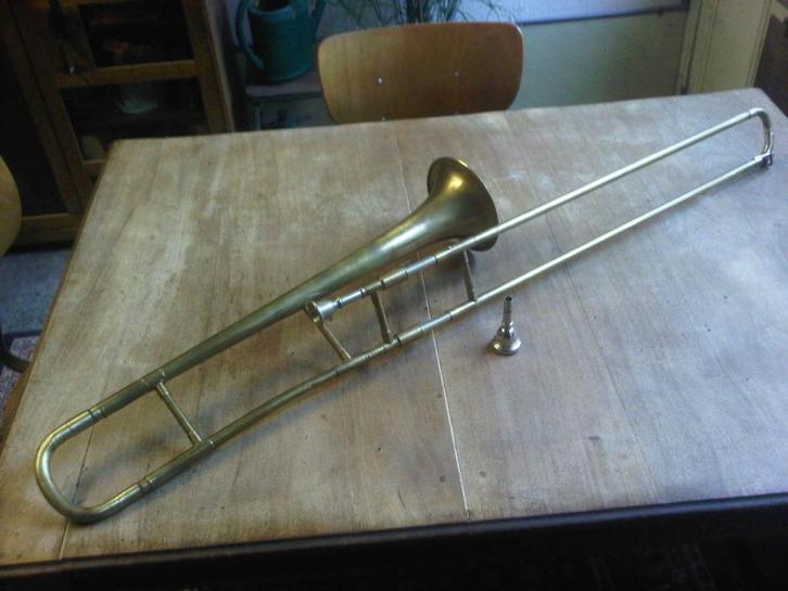 Antieke herstelde tenortrombone (schuiftrompet), Muziek en Instrumenten, Blaasinstrumenten | Trombones, Gebruikt, Tenor, Ophalen