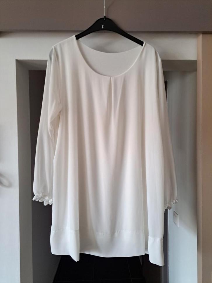 Elegant wit jurkje  M/L, Kleding | Dames, Jurken, Zo goed als nieuw, Maat 38/40 (M), Wit, Boven de knie, Ophalen of Verzenden
