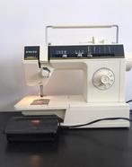 Machine à coudre Singer Samba 4, Hobby & Loisirs créatifs, Machines à coudre & Accessoires, Singer, Machine à coudre, Industrie