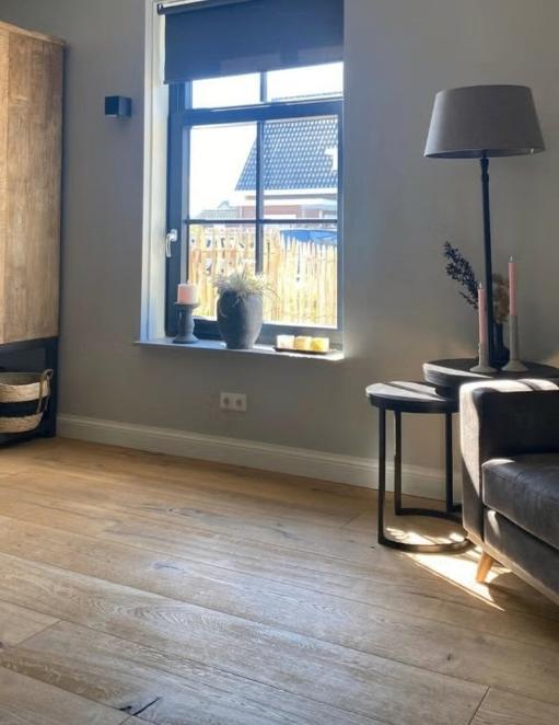 GRANDS CHÊNES. HUILÉ, PRÊT À L'EMPLOI ! ACTION, Enlèvement