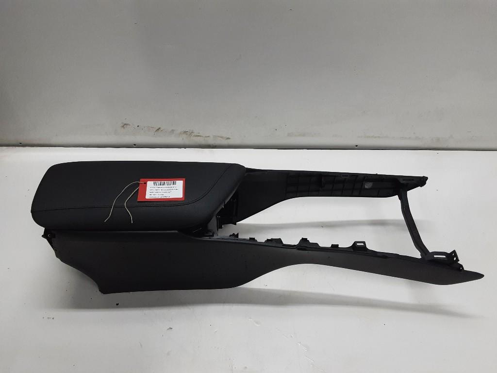 CONSOLE CENTRALE Toyota Camry (VH7) (01-2017/-), Mevr. I. Hauben, Toyota, Utilisé, Rue de l'Espoir 34 34
4030  GRIVEGNÉE, BE