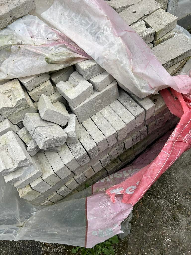 Facade stenen, Enlèvement, Comme neuf