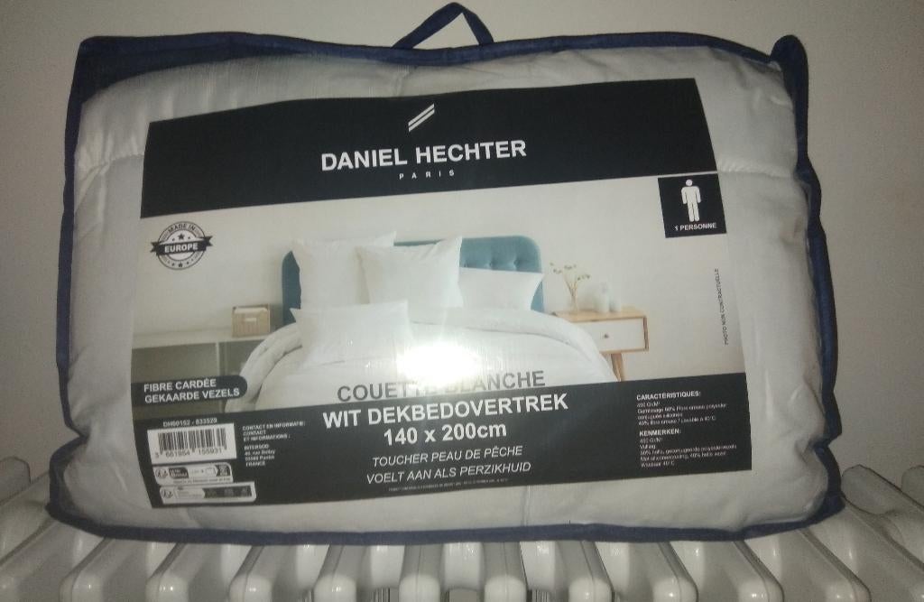 set van twee Daniel Hechter dekbedden 140x200 cm neu, Ophalen, Eenpersoons, Wit, Nieuw