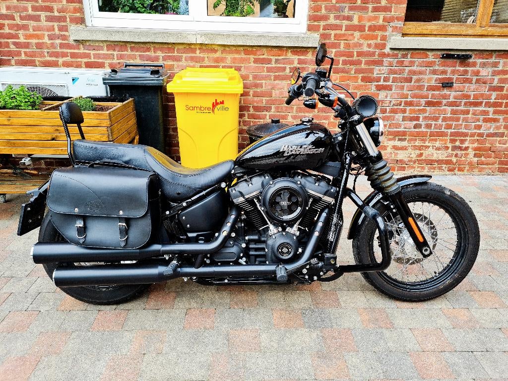 Harley davidson street bob, Motos, Plus de 35 kW, Chopper, Éclairage LED, Manuelle