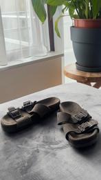 Donkerbruine Zara slippers – maat 32, Enfants & Bébés, Vêtements enfant | Chaussures & Chaussettes, Garçon, Comme neuf, Enlèvement