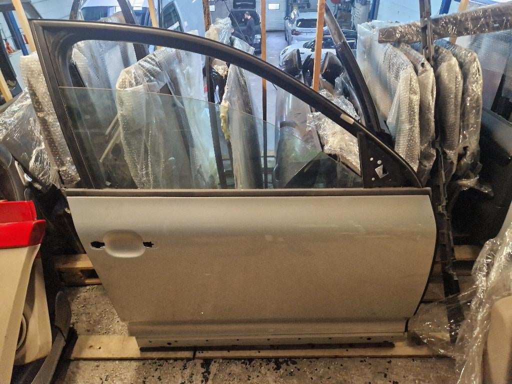Porte avant Droit Vw Touareg, Volkswagen, Enlèvement, Utilisé, Porte