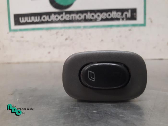 Elektrisch Raam Schakelaar van een Saab 9-5, Auto-onderdelen, Dashboard en Schakelaars, Saab, Gebruikt, 3 maanden garantie, Ophalen of Verzenden