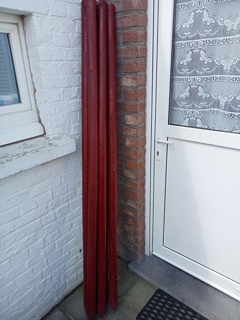 6 Piquets en bois,en couleur,Prix 10€ pièce où 50€ Les 6, Enlèvement