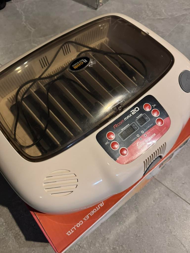 Rcom max 20 broedmachine, Ophalen of Verzenden, Zo goed als nieuw, Broedmachine