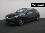 Mercedes-Benz GLA 200 AMG Line + MULTIBEAM LED + PANORAMISCH, Auto's, Stof, Zwart, 4 cilinders, https://public.car-pass.be/vhr/c29159b4-5ff3-4fd3-9ef1-67acf122a643