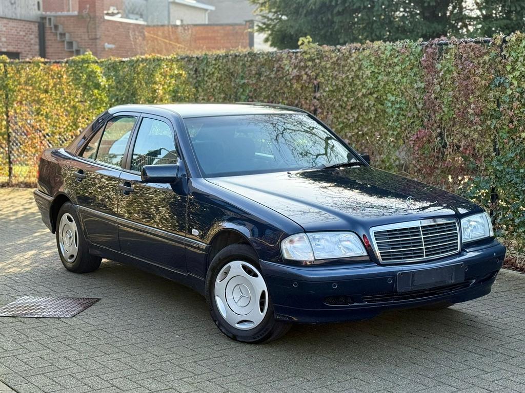 Mercedes-Benz C180 Facelift 1.8i 079 000 km 1998 Manuel, Autos, Mercedes-Benz, Entreprise, Classe C, ABS, Airbags, Alarme, Ordinateur de bord