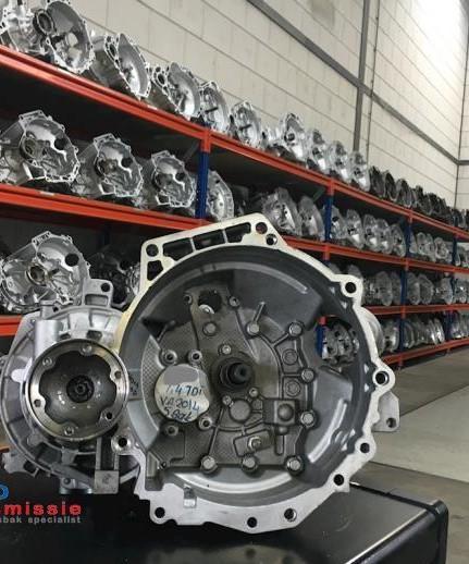 VERSNELLINGSBAK Volkswagen Polo V (6R) (01-2009/05-2022), Auto-onderdelen, Transmissie en Toebehoren, Volkswagen, Gebruikt