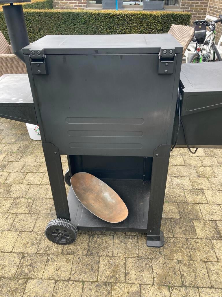 Pelletbarbecue. Z grills, Ophalen, Gebruikt