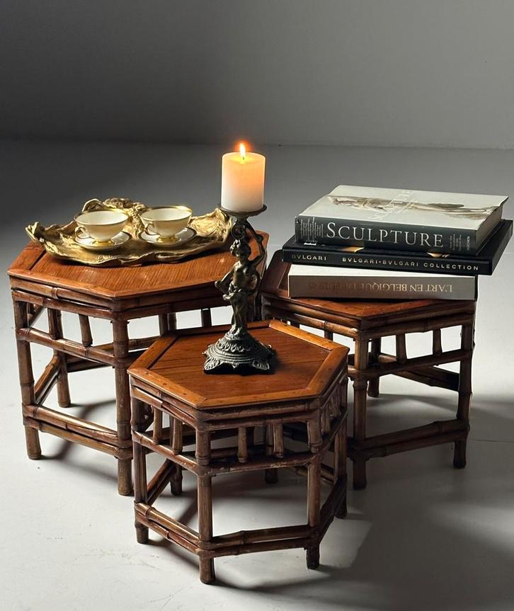 Vintage set van 3 bamboe nesttafels, Antiek en Kunst, Antiek | Meubels | Tafels, Ophalen