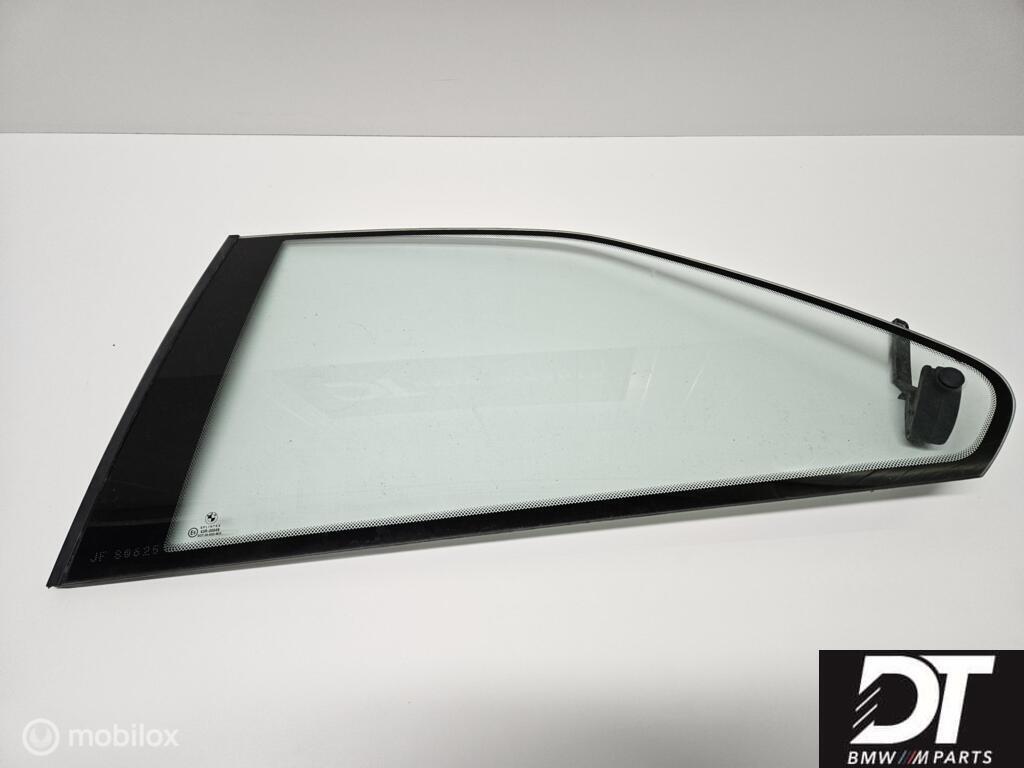 Zijruit linksachter BMW 3-serie Coupé E36 51368119077, Autos : Pièces & Accessoires, Vitres & Accessoires, BMW, Utilisé, Enlèvement ou Envoi