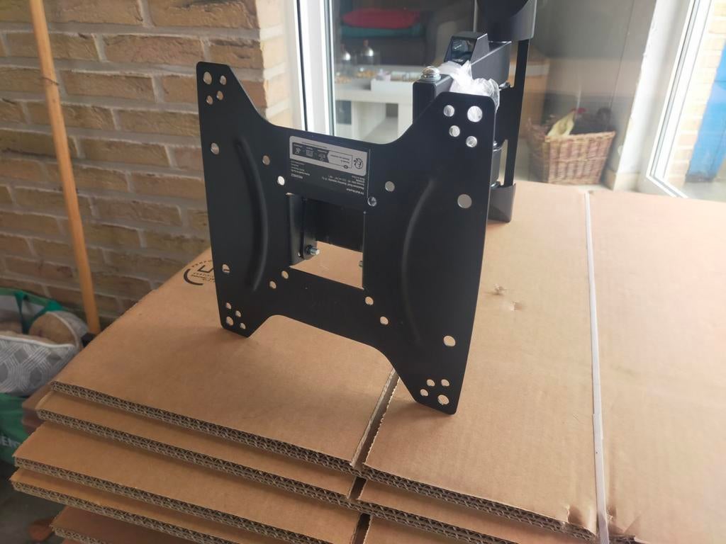 Universele tv beugel, Ophalen