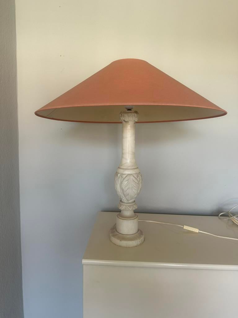 Lamp met wit marmer, Ophalen, Gebruikt