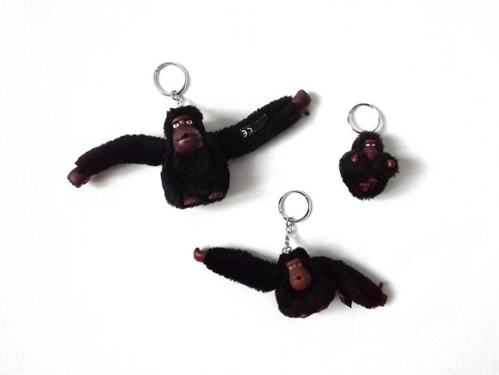 3 porte-clés peluches singes Kipling noirs jamais utilisés, Verzamelen, Sleutelhangers, Zo goed als nieuw, Knuffel of Figuurtje