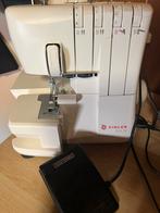Surjeteuse singer, Hobby & Loisirs créatifs, Machines à coudre & Accessoires, Enlèvement, Comme neuf, Surjeteuse, Singer