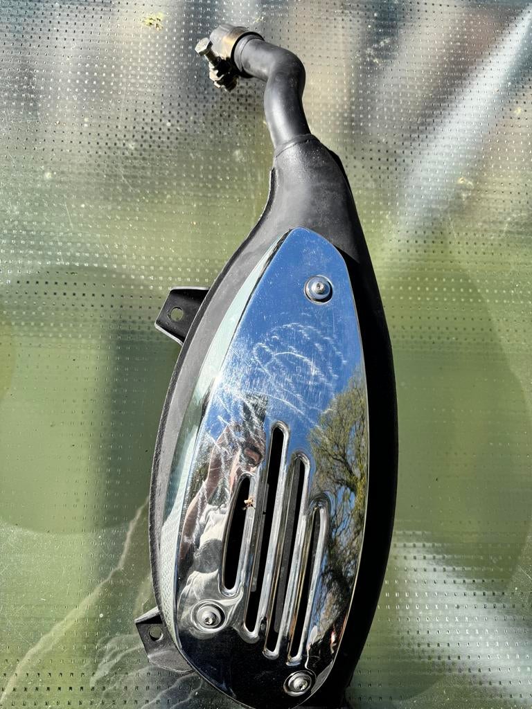 Originele vespa uitlaat, Ophalen