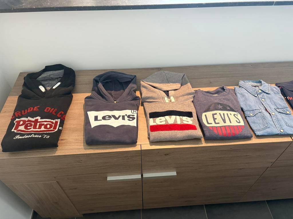 Pakket merkkledij jongen 12 jaar in perfecte staat, Ophalen, Zo goed als nieuw