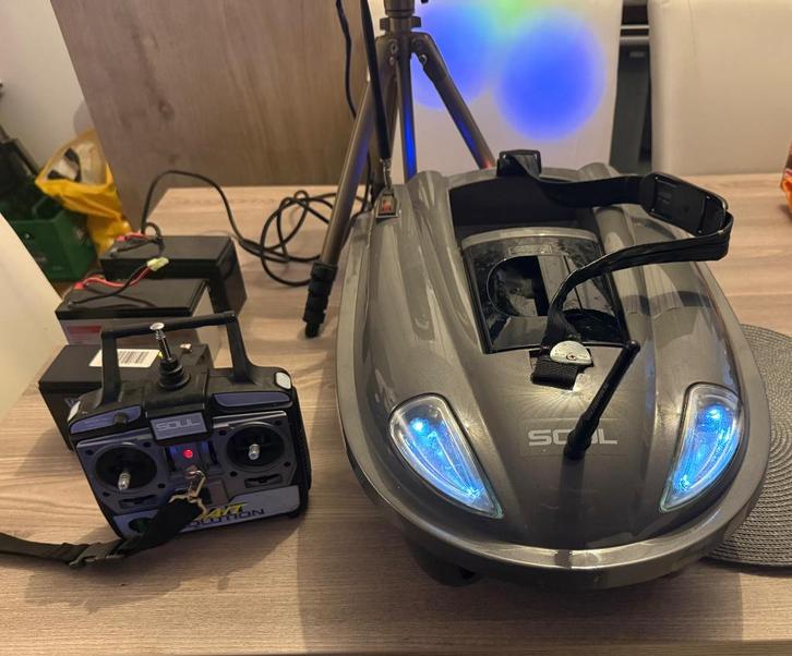 Soul bait solution voerboot, Watersport en Boten, Hengelsport | Karpervissen, Gebruikt, Complete set, Ophalen