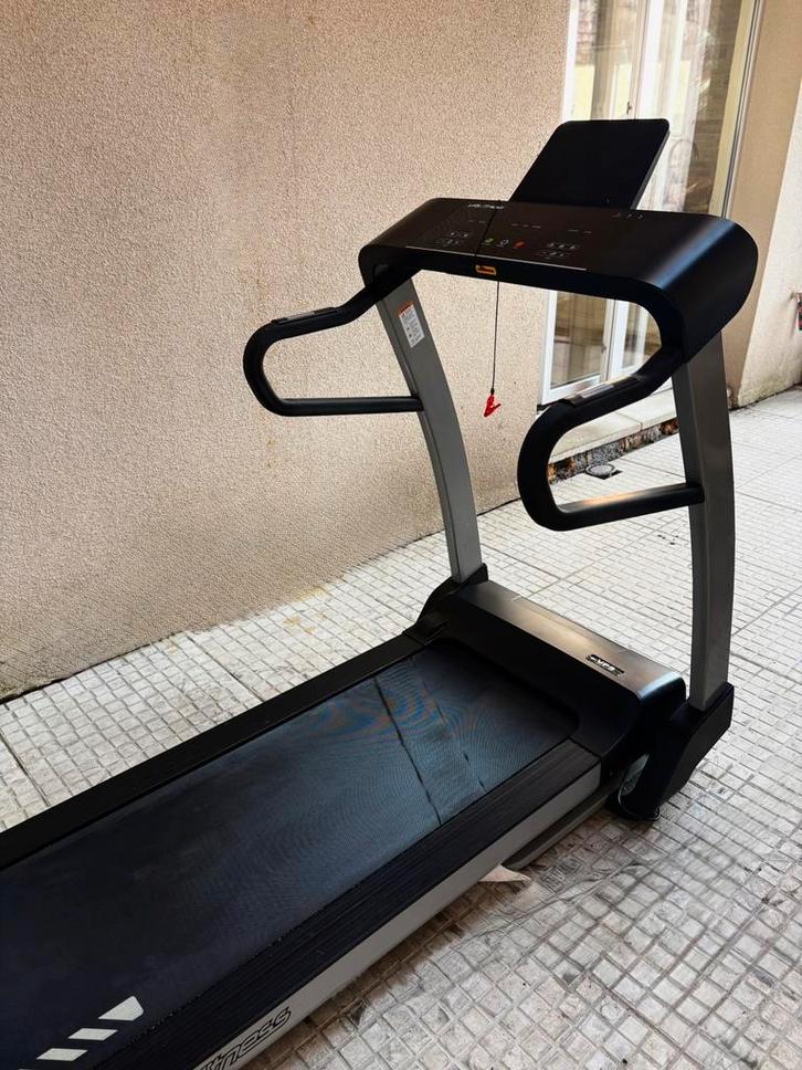 Tapis roulant VPS FITNESS pliable comme neuf, Sports & Fitness, Appareils de fitness, Comme neuf, Enlèvement