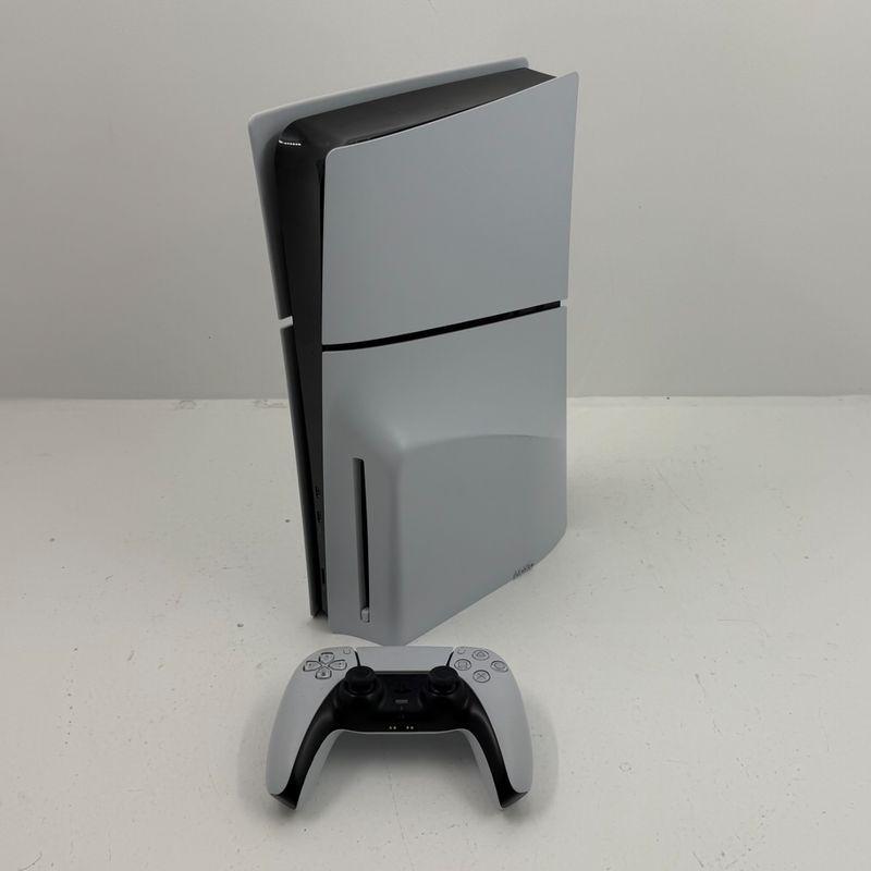 PS5 Slim Disc + Manette en parfait état, Enlèvement, Comme neuf