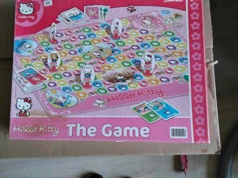 spel hello kitty, Hello Kitty, Ophalen