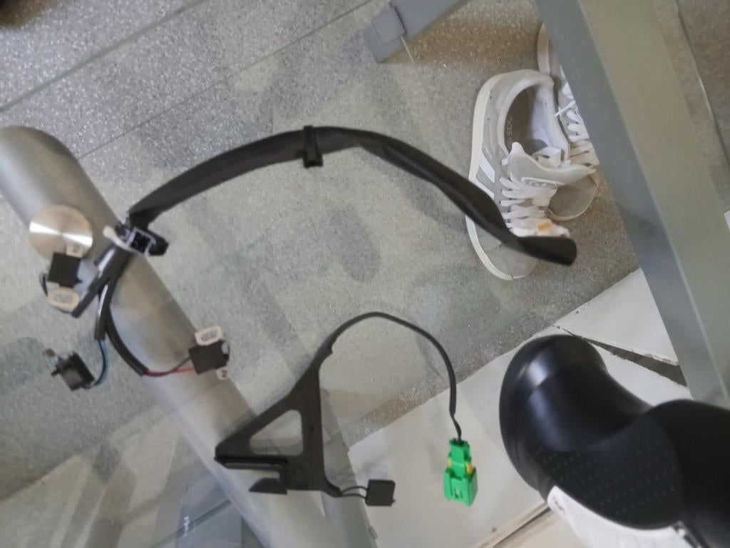 Capteur pour capote 206cc et huile hydrolique, Peugeot