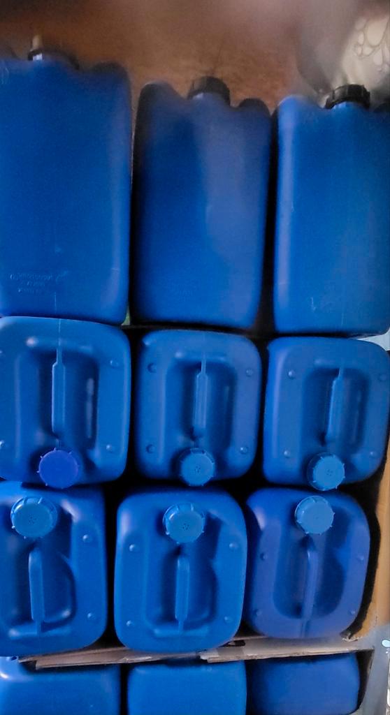 Jerrycan bussen, Doe-het-zelf en Bouw, Overige Doe-Het-Zelf en Bouw, Ophalen