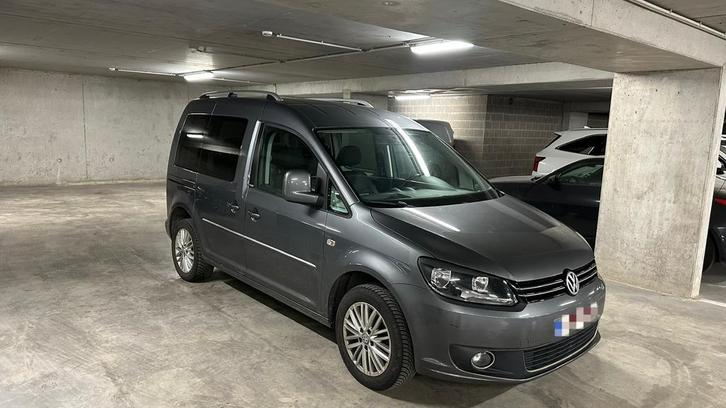 Vw Caddy 2015 Essence 1er Propriétaire Pret à immatriculé, Autos, Volkswagen, Particulier, Caddy Maxi, Radio, Essence, Euro 5