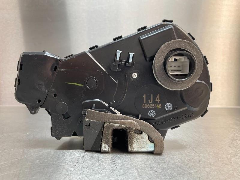 SLOTVANGER ACHTERKLEP Toyota RAV4 (A3) (|80625146|), Gebruikt, Toyota