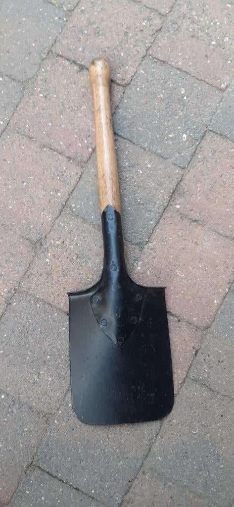 Pelle WH, Enlèvement