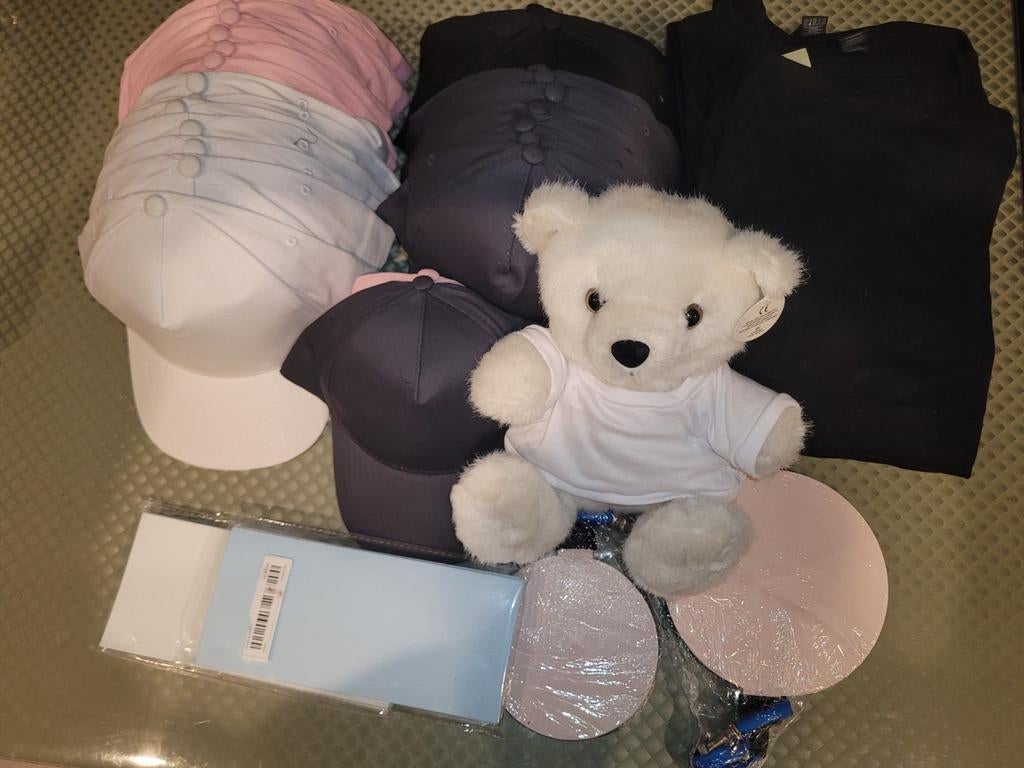Partij sublimatie/bedrukmateriaal petten, shirts, knuffels, Ophalen