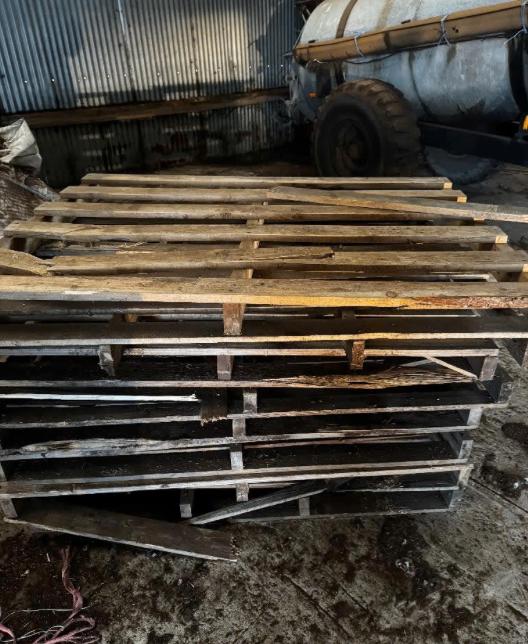 palettes pour allumer son poêle ou le barbecue, Moins de 3 m³, Enlèvement, Autres essences de bois, Bûches