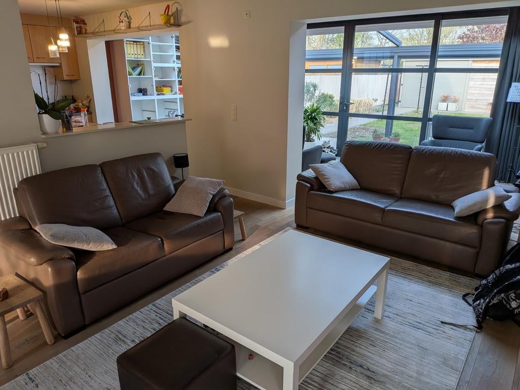 Set de 2 sièges en cuir, Maison & Meubles, Canapés | Coins salons complets, Enlèvement