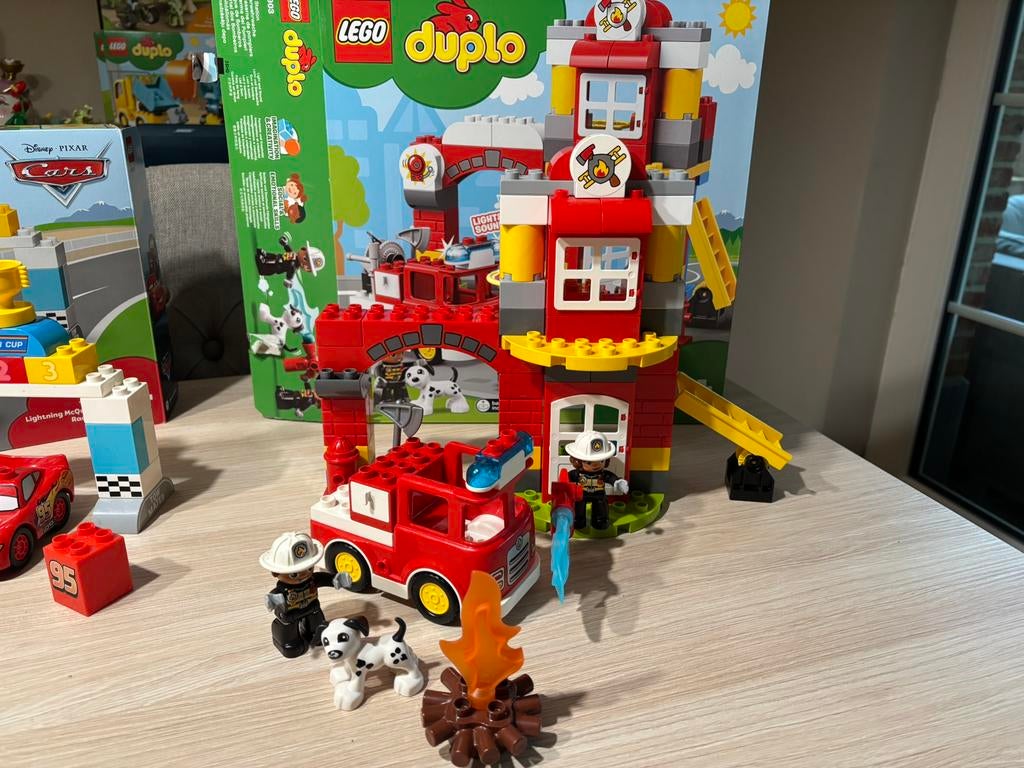 Duplo brandweerkazerne incl doos, Kinderen en Baby's, Speelgoed | Duplo en Lego, Ophalen, Zo goed als nieuw, Duplo