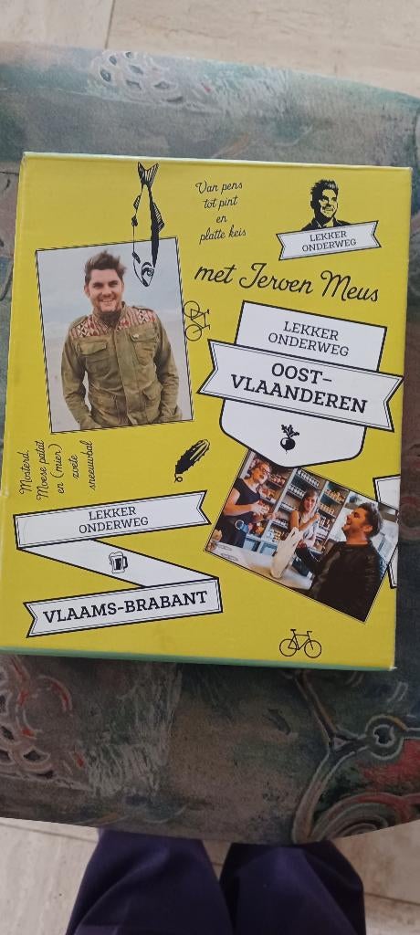 5 kookboekjes in 1 farde  van Jeroen Meus Lekker onderweg, Ophalen, Zo goed als nieuw, Hoofdgerechten, Gezond koken