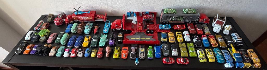 85 Voitures & Camions Disney Pixar CARS Die Cast, Enlèvement ou Envoi, Comme neuf, Voiture