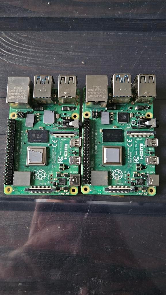 2 x Raspberry Pi 4 modèle B (4 Go de RAM), Informatique & Logiciels, Ordinateurs & Logiciels Autre, Enlèvement, Utilisé