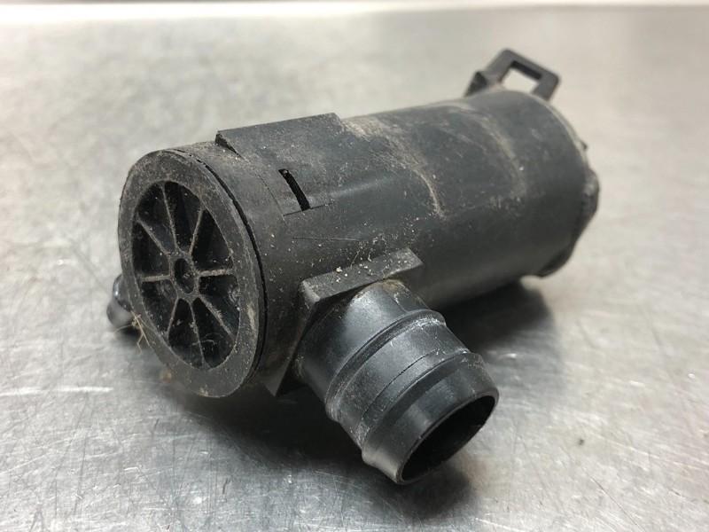 RUITENSPROEIERPOMP VOOR Outlander (CU) (|0602103500|), Gebruikt, Mitsubishi