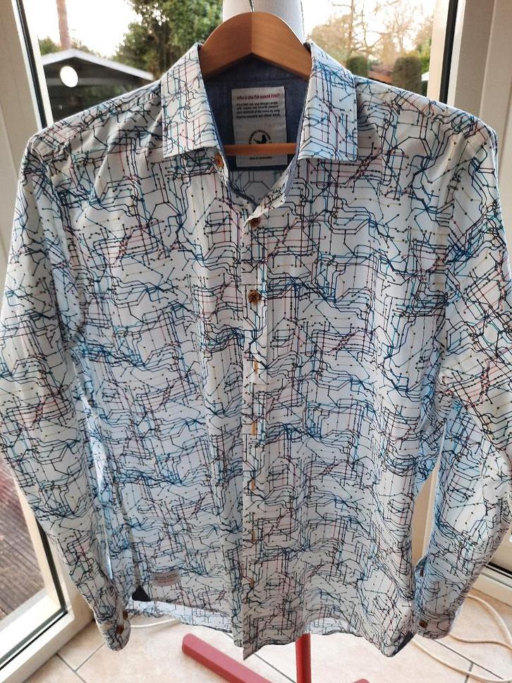 Mooi overhemd WHO IS THIS FISH  FRED _ L, Vêtements | Hommes, Chemises, Comme neuf, Tour de cou 41/42 (L), Autres couleurs, Enlèvement ou Envoi