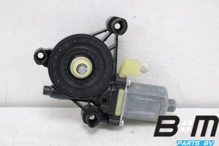 Raammotor linksvoor Audi A3 8V 5Q0959802B, Auto-onderdelen, Interieur en Bekleding, Gebruikt