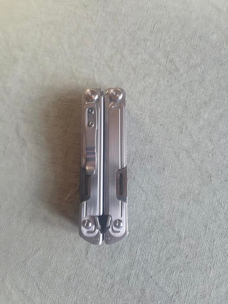 Dakoyu - Leatherman Bow, Ophalen of Verzenden