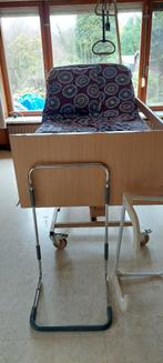 ZIEKENHUISBED, Diversen, Verpleegmiddelen, Ophalen