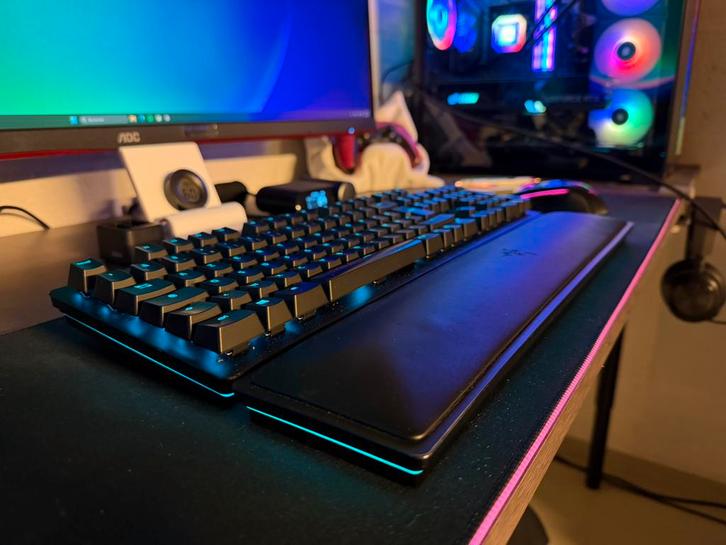 Razer Huntsman Elite gaming-toetsenbord, Computers en Software, Toetsenborden, Zo goed als nieuw, Azerty, Bedraad, Gaming toetsenbord