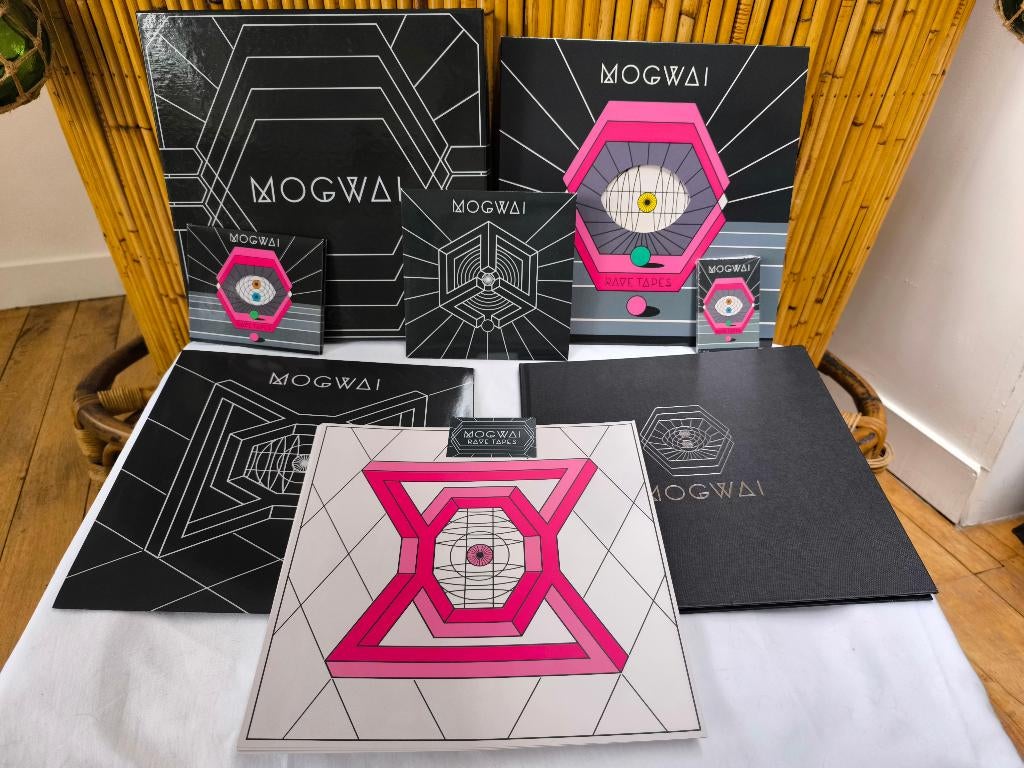 LP-box en single vinyl/k7/cd Mogwai The Rave Tapes 4000ex, Gebruikt, 2010 - 2019, Alternative, Ophalen of Verzenden